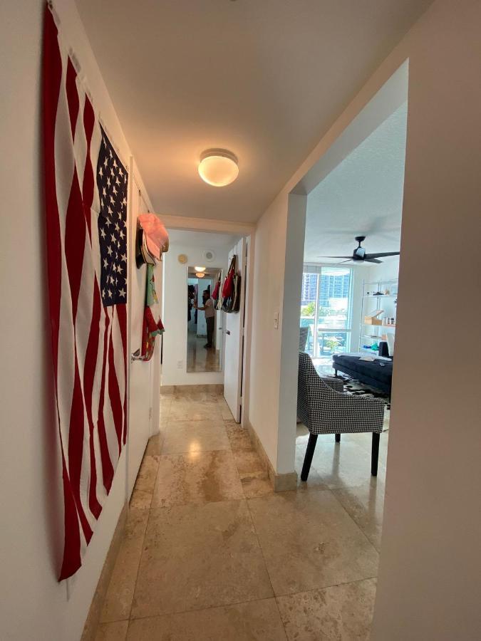 Comfortable Room In The Brickell City Center Area ไมอามี ภายนอก รูปภาพ