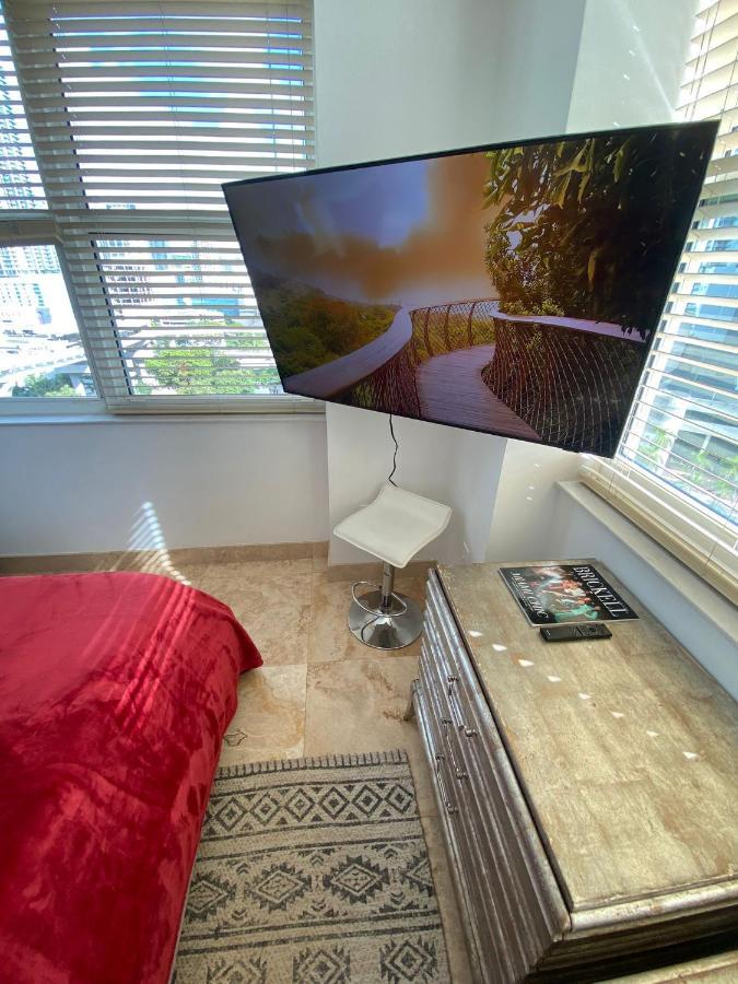 Comfortable Room In The Brickell City Center Area ไมอามี ภายนอก รูปภาพ